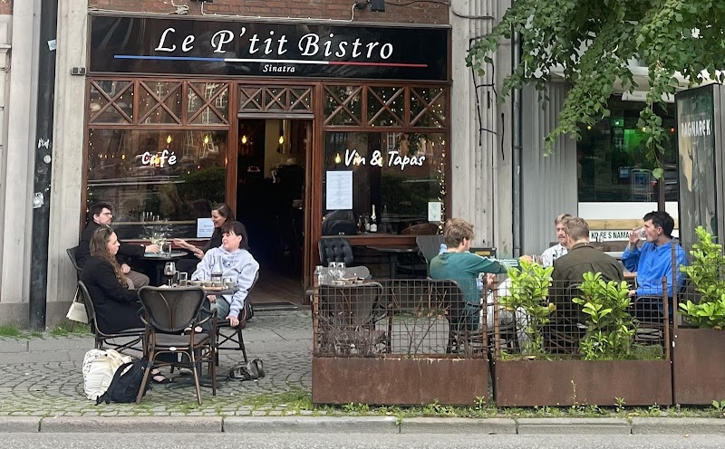 Le Petit Bistro Sinatra